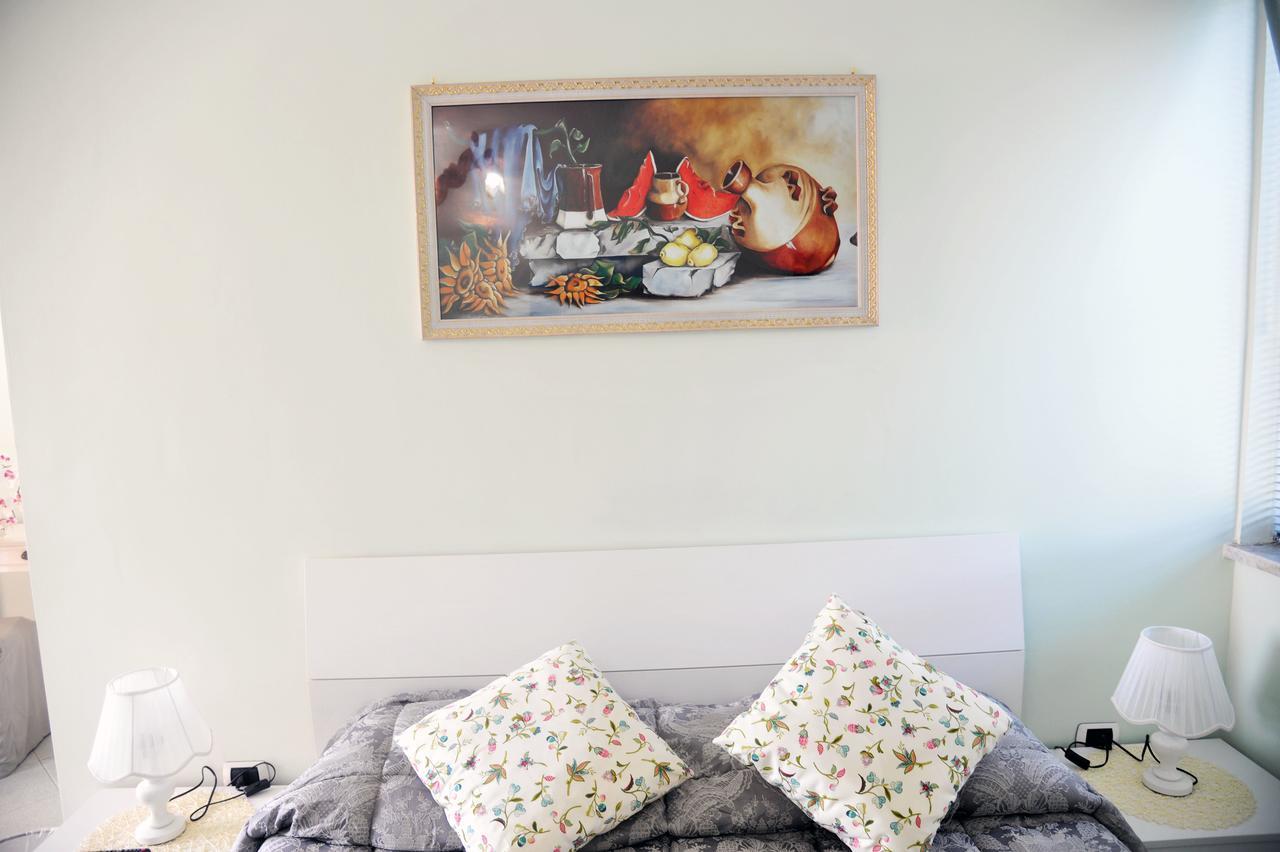 B&B Le Cycas Castellammare di Stabia Exterior photo