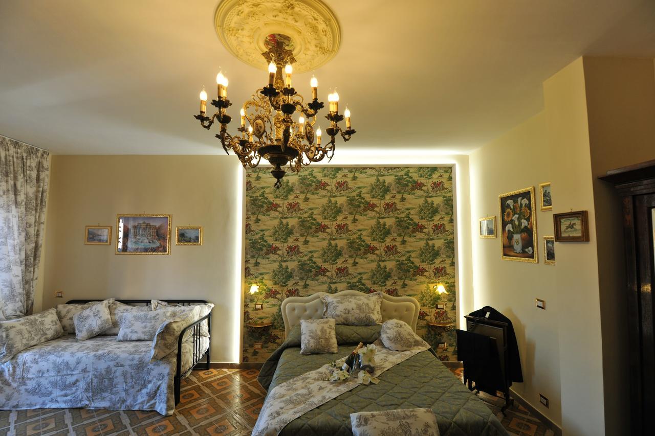 B&B Le Cycas Castellammare di Stabia Exterior photo