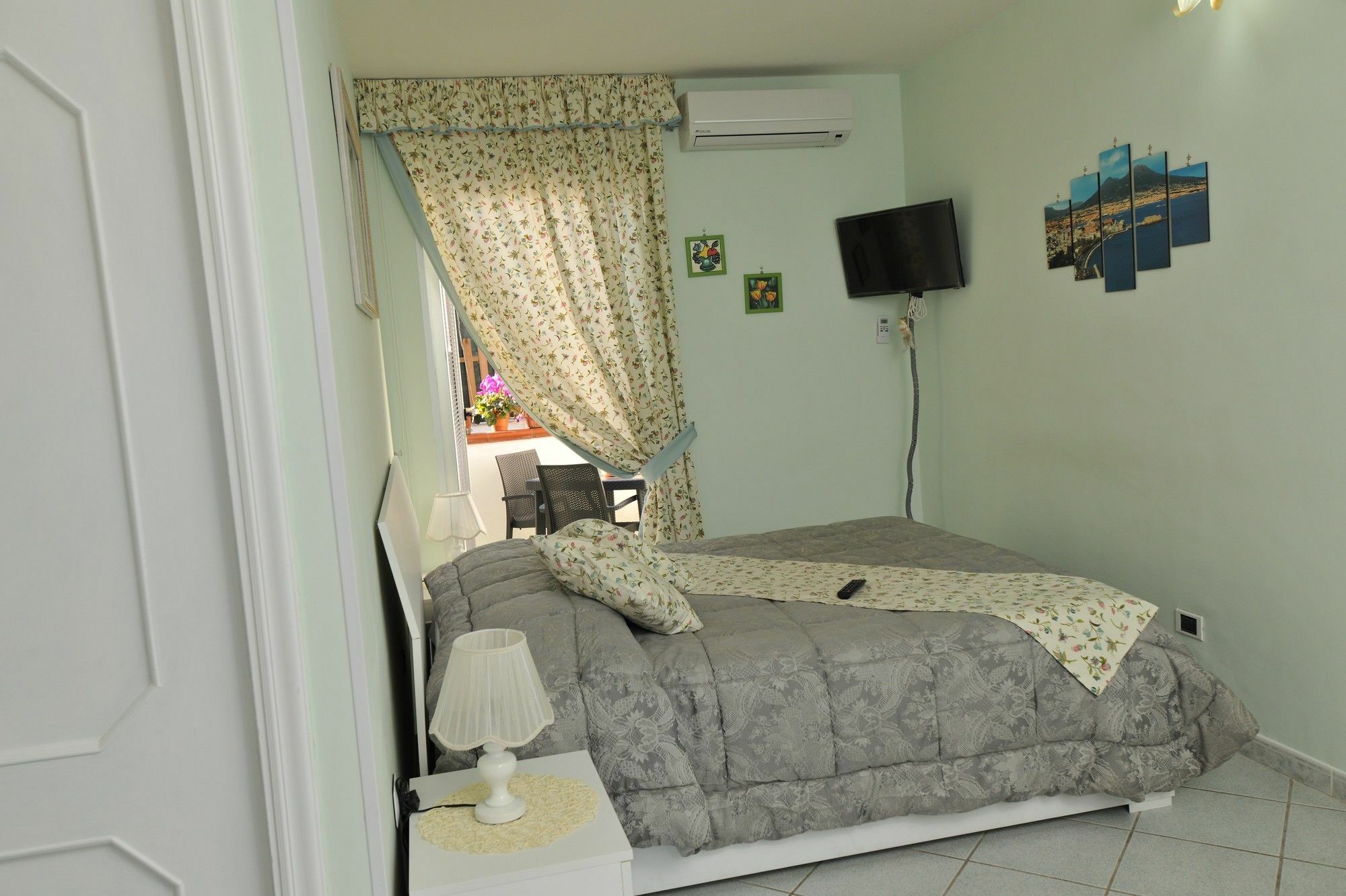 B&B Le Cycas Castellammare di Stabia Exterior photo